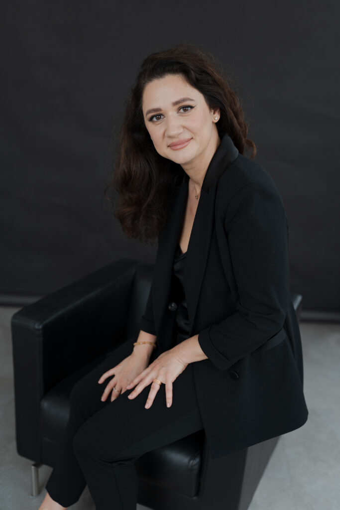 olga tsmokun - hypnotherapist
